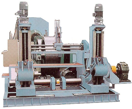 コラム型巻取機