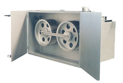 Model B-MM-WD 覆膜干燥装置（双牵引轮式）